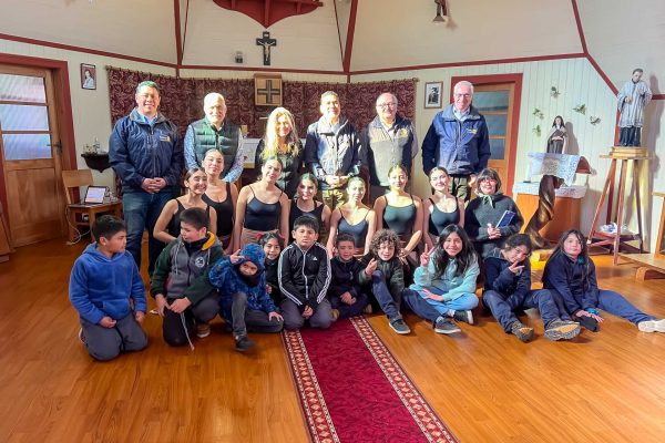Estudiantes de Las Lomas vivieron experiencia artística con compañía de danza
