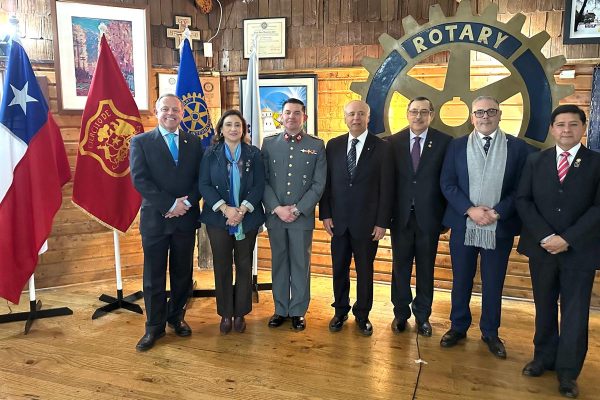 Rotary Club del Lago participó en homenaje a las Glorias del Ejército